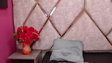 Snapshot of eimy_cutte chatting on January 17, 2025, 7:27 pm eimy_cutte online show from January 17, 2025, 7:27 pm