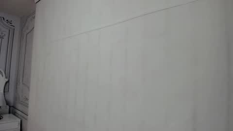 eimy_grey4u online show from February 5, 2026, 3:11 am