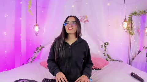 eimy_rosse18 online show from April 25, 2026, 1:41 pm