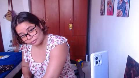 eimy_saenzz online show from January 16, 2026, 6:12 pm