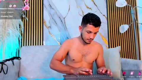 Snapshot of eimyandmaxi chatting on October 3, 2025, 8:39 pm YG COUPLE online show from October 3, 2025, 8:39 pm