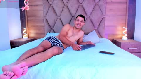 Snapshot of eimyandmaxi chatting on October 13, 2025, 8:20 pm YG COUPLE online show from October 13, 2025, 8:20 pm