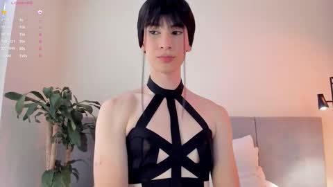 Einyel  online show from December 3, 2025, 8:29 pm