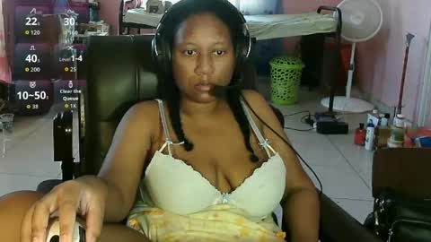 Eirondra Valeen online show from May 23, 2026, 12:09 pm