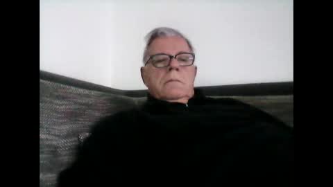 eisbaer1957 online show from February 2, 2025, 8:13 am