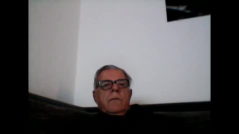 eisbaer1957 online show from February 16, 2025, 6:54 am