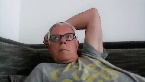 eisbaer1957 online show from June 17, 2026, 6:09 pm