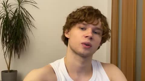 Snapshot of eitanhere chatting on January 14, 2025, 4:08 pm Eitan online show from January 14, 2025, 4:08 pm