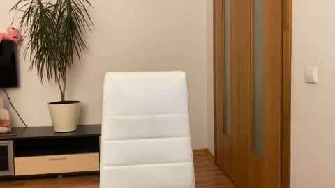 Snapshot of eitanhere chatting on January 30, 2025, 2:58 pm Eitan online show from January 30, 2025, 2:58 pm