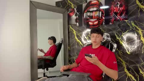 Snapshot of eithan__boy chatting on February 21, 2026, 12:11 am Eithan online show from February 21, 2026, 12:11 am