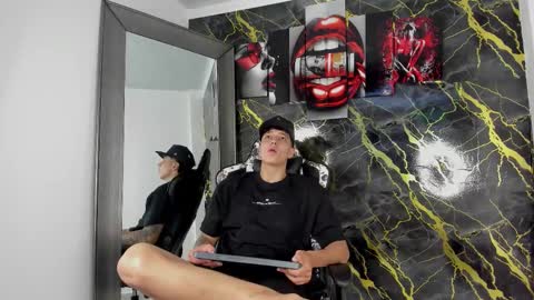 Snapshot of eithan__boy chatting on February 23, 2026, 11:40 am Eithan online show from February 23, 2026, 11:40 am