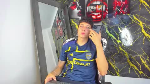 Snapshot of eithan__boy chatting on March 8, 2026, 12:20 pm Eithan online show from March 8, 2026, 12:20 pm