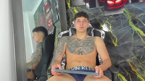 Snapshot of eithan__boy chatting on March 28, 2026, 2:27 pm Eithan online show from March 28, 2026, 2:27 pm