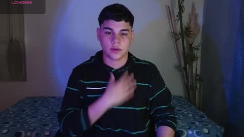 Snapshot of eithan_jonnes chatting on February 27, 2026, 8:20 pm Eithan online show from February 27, 2026, 8:20 pm