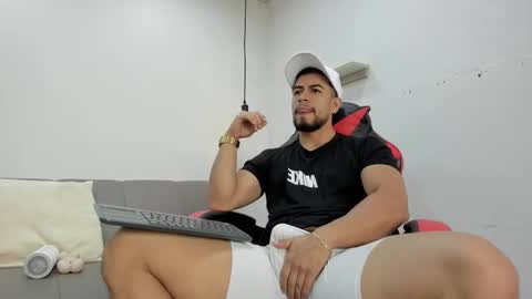 Eithan Connor online show from October 27, 2025, 4:22 pm