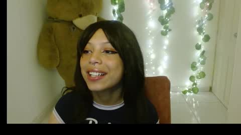 Snapshot of eiviiy1609 chatting on September 27, 2025, 2:00 pm eiviiy1609 online show from September 27, 2025, 2:00 pm