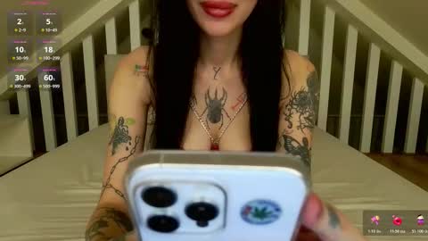 Ekstasis online show from November 7, 2025, 5:46 pm