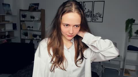 Elis 3 online show from December 23, 2024, 6:16 pm