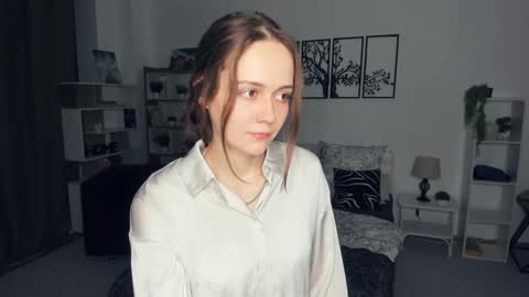 Elis 3 online show from December 24, 2024, 6:06 pm
