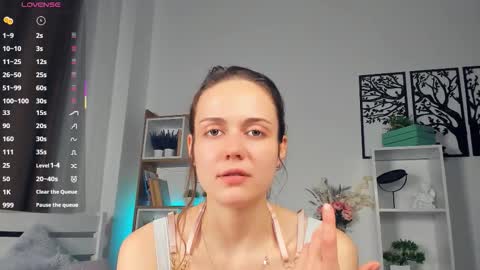 Snapshot of el1s_well chatting on October 17, 2025, 9:17 pm Elis 3 online show from October 17, 2025, 9:17 pm