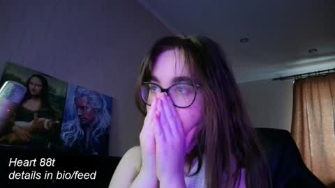 If you like it when I meow give me a thumbs up online show from February 4, 2025, 10:00 am