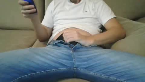 Snapshot of el_taringuero chatting on March 10, 2025, 3:23 am el_taringuero online show from March 10, 2025, 3:23 am