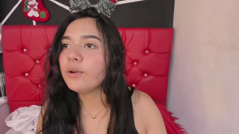 Snapshot of ela_hilton3 chatting on December 29, 2024, 7:32 pm Ela online show from December 29, 2024, 7:32 pm