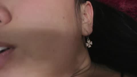 Snapshot of ela_hilton3 chatting on January 23, 2025, 12:04 am Ela online show from January 23, 2025, 12:04 am