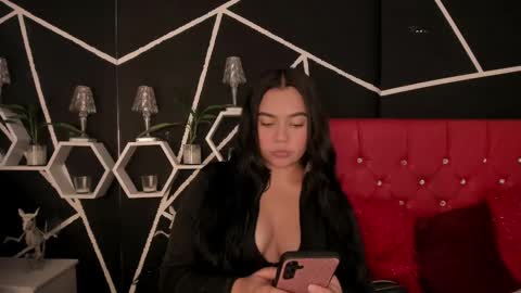 Snapshot of ela_hilton3 chatting on February 11, 2025, 1:52 am Ela online show from February 11, 2025, 1:52 am