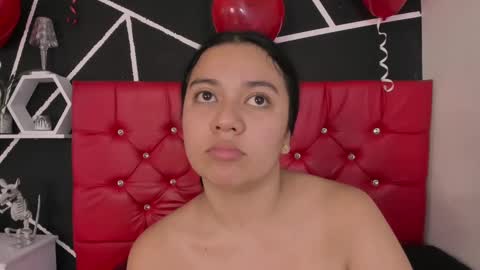 Snapshot of ela_hilton3 chatting on February 16, 2025, 7:16 pm Ela online show from February 16, 2025, 7:16 pm