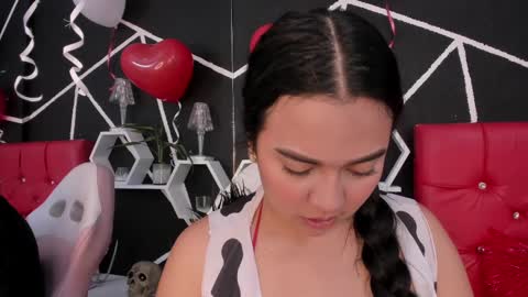 Snapshot of ela_hilton3 chatting on February 22, 2025, 7:03 pm Ela online show from February 22, 2025, 7:03 pm