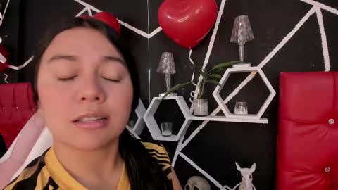 Snapshot of ela_hilton3 chatting on February 24, 2025, 2:30 am Ela online show from February 24, 2025, 2:30 am
