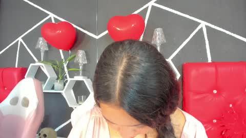 Snapshot of ela_hilton3 chatting on March 5, 2025, 6:34 pm Ela online show from March 5, 2025, 6:34 pm