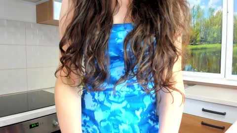 Snapshot of elaanna chatting on October 24, 2025, 6:54 am Ela online show from October 24, 2025, 6:54 am