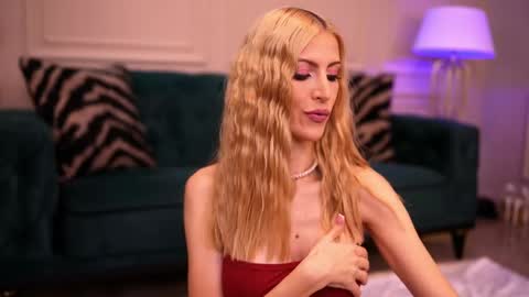 Ella online show from April 23, 2026, 4:46 am