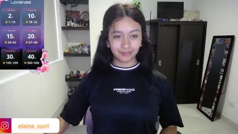 Snapshot of elaine_sun chatting on April 15, 2026, 10:10 pm Elaine eli online show from April 15, 2026, 10:10 pm