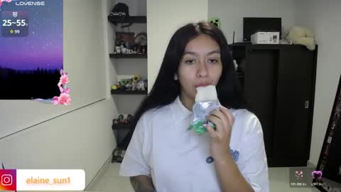 Snapshot of elaine_sun chatting on May 2, 2026, 1:21 am Elaine eli online show from May 2, 2026, 1:21 am