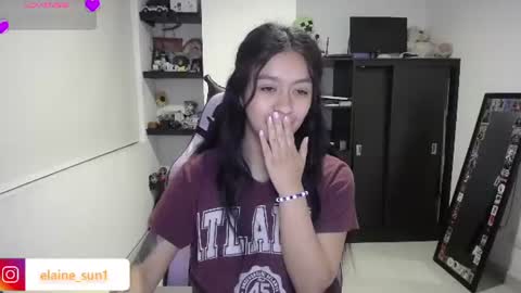 Snapshot of elaine_sun chatting on July 2, 2026, 3:23 am Elaine eli online show from July 2, 2026, 3:23 am