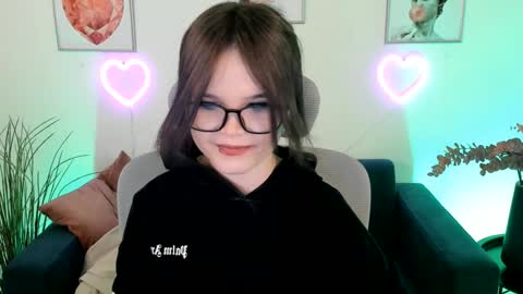 Your sweet girl online show from December 7, 2024, 4:47 pm