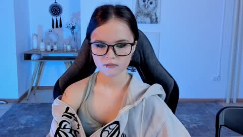 Your sweet girl online show from February 4, 2025, 7:22 pm