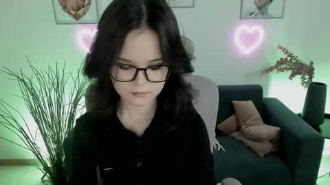 Your sweet girl online show from March 5, 2025, 8:00 pm