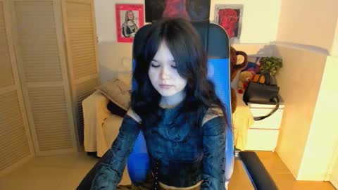 Your sweet girl online show from October 17, 2025, 7:27 pm