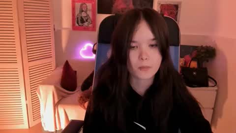 Your sweet girl online show from November 6, 2025, 7:26 pm