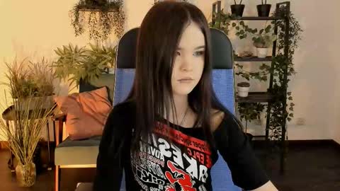 Your sweet girl online show from December 16, 2025, 6:57 pm