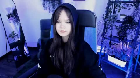 Your sweet girl online show from April 25, 2026, 7:33 pm