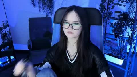 Your sweet girl online show from April 28, 2026, 4:34 pm