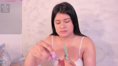 Ela  online show from October 7, 2025, 7:05 am