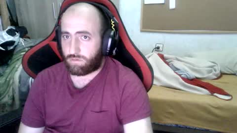 elamordeyuli online show from May 1, 2026, 1:48 pm