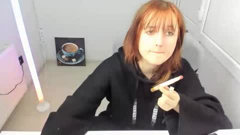 Snapshot of elara_muse chatting on May 18, 2026, 7:03 am Evie online show from May 18, 2026, 7:03 am