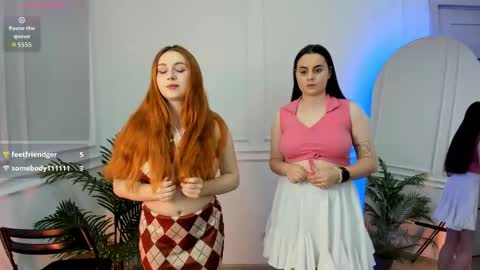 BellaAriana online show from September 9, 2025, 5:01 pm